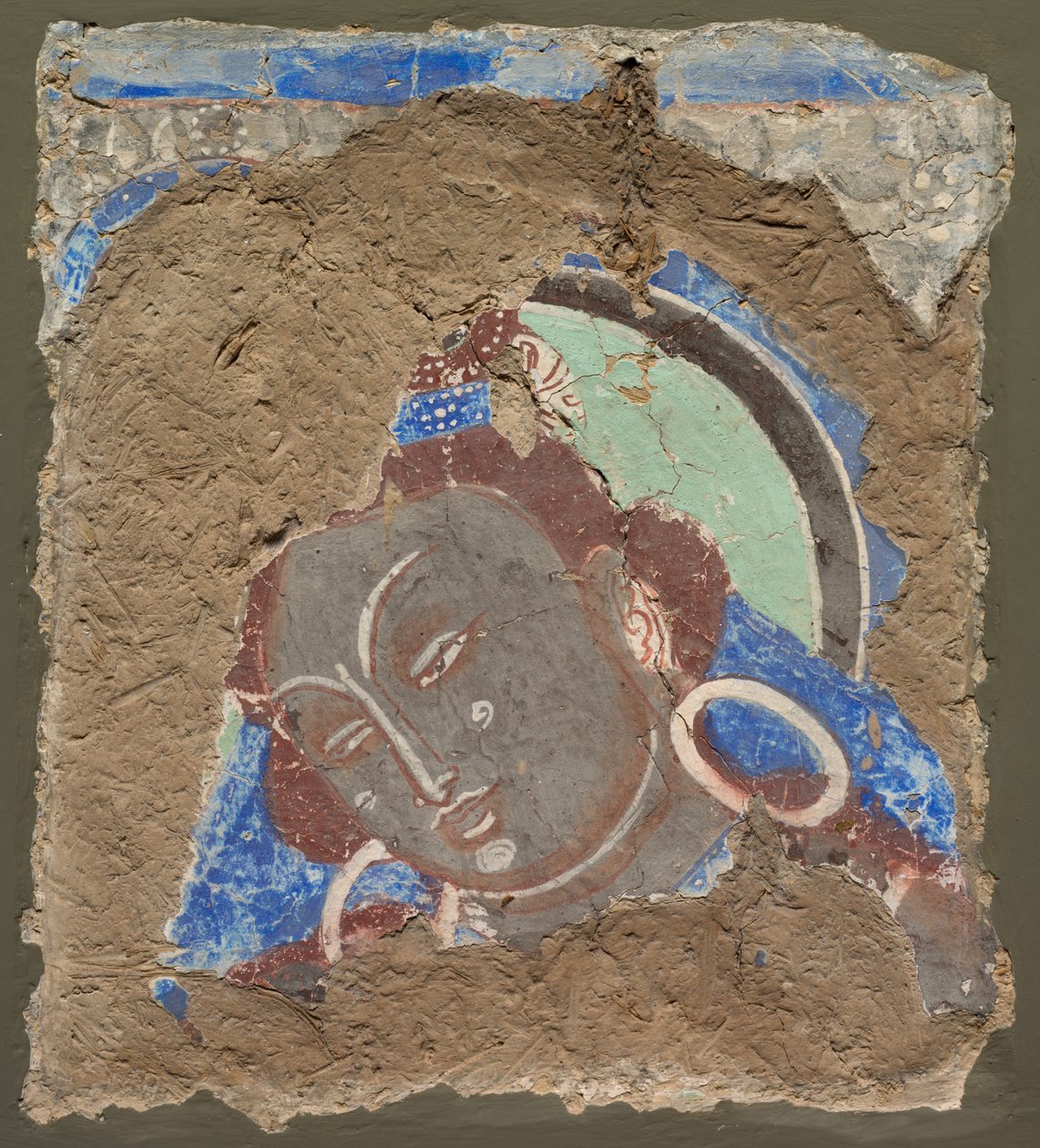 Fragment with a Head of Bodhisattva de Unknown artist