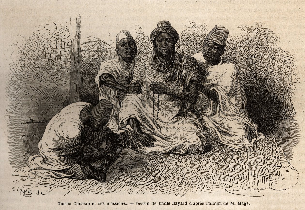 Tierno Ousman, de la tribu Toucouleur, jefe del pueblo de Guemmou Koura (Mali), sosteniendo un rosario musulmán con grandes granos, recitando sus oraciones, mientras sus masajistas le masajean la espalda y las piernas. Grabado para ilustrar el viaje al Sud de Unknown artist