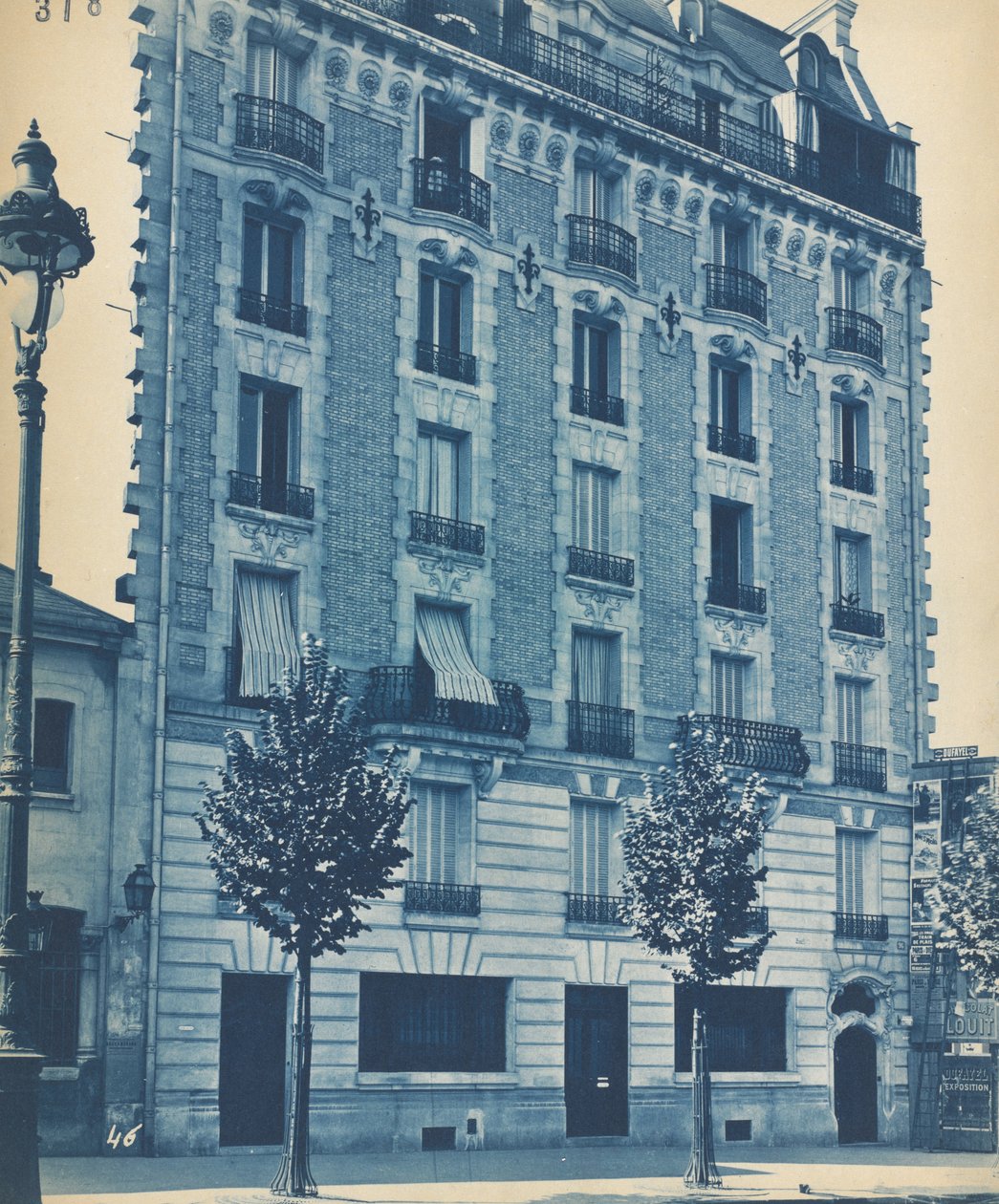 Townhouse Facade de Unknown artist