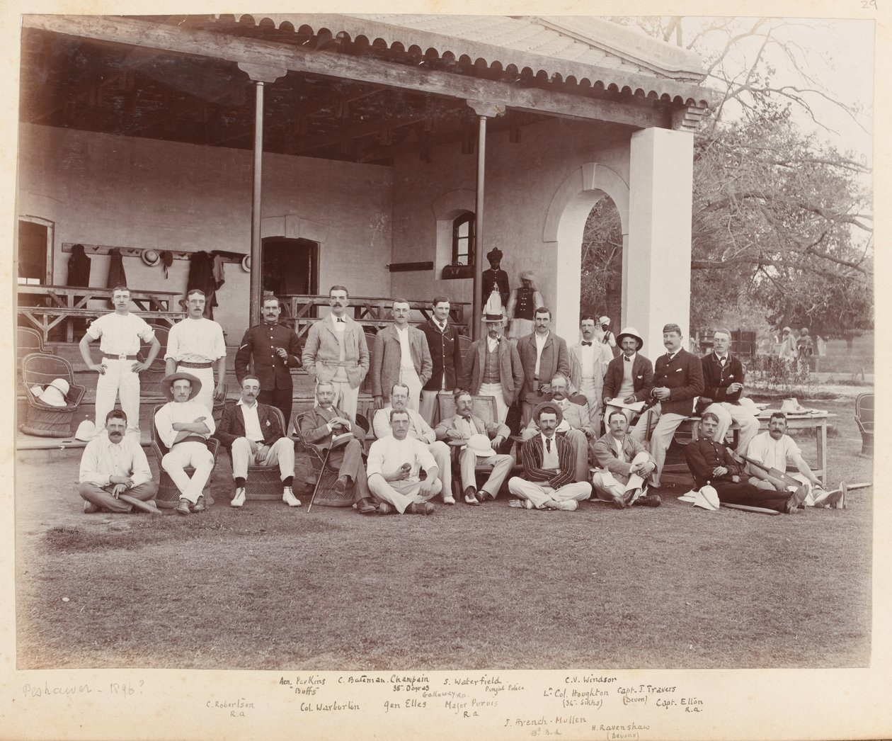Un partido de cricket, Peshawar de Unknown photographer