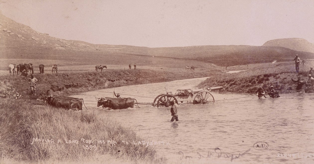 Cañón cruzando un río durante la Guerra de los Bóeres de Unknown photographer