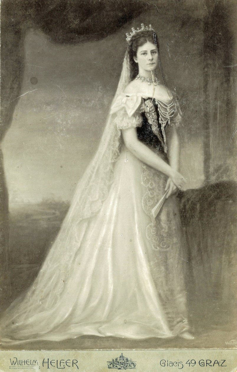 Isabel, emperatriz de Austria y reina consorte de Hungría (24 de diciembre de 1837 - 10 de septiembre de 1898) (foto) de Unknown photographer