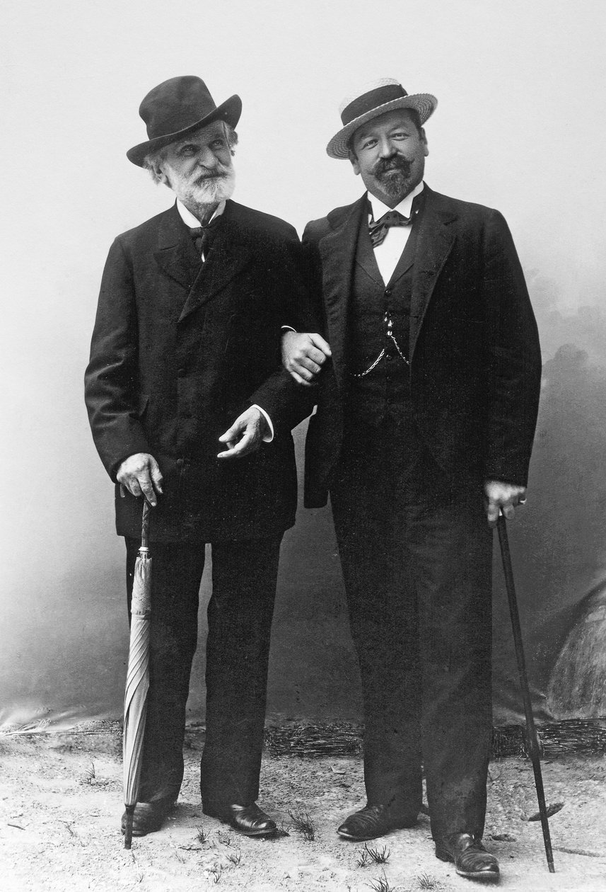 Giuseppe Verdi, compositor italiano (1813-1901), y el tenor Francesco Tamagno (1850-1905) en Montecatini a finales del siglo XIX de Unknown photographer