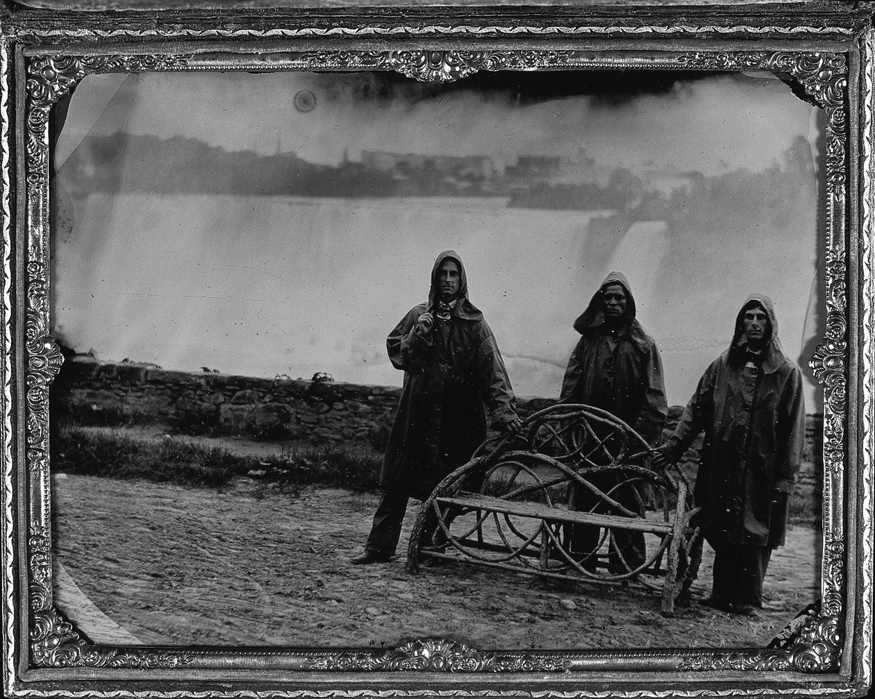 Retrato de grupo en las Cataratas del Niágara, c.1855 de Unknown photographer