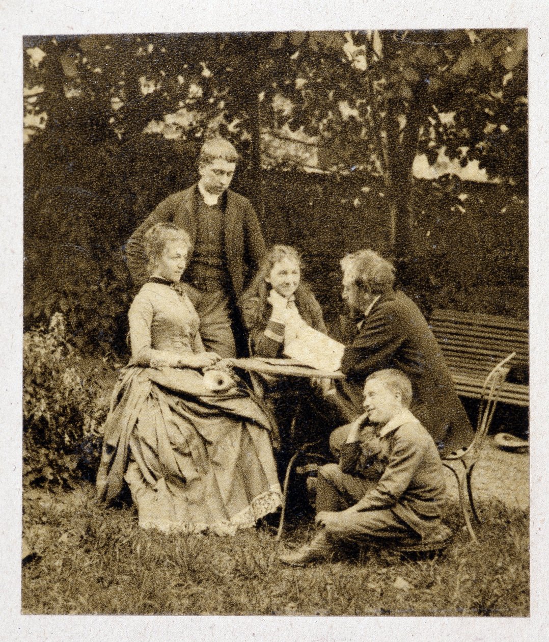 Gustave Eiffel con su familia. Fotografía 1882 de Unknown photographer