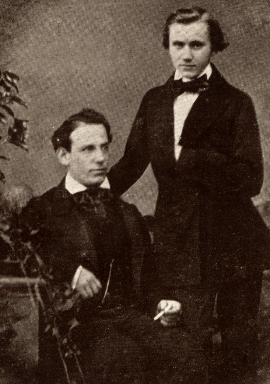Johannes Brahms (1833-1897) compositor alemán, de pie, con el violinista húngaro refugiado Eduard Remenyi (1828-1898), con el que realizó una gira (semitono de una fotografía). de Unknown photographer