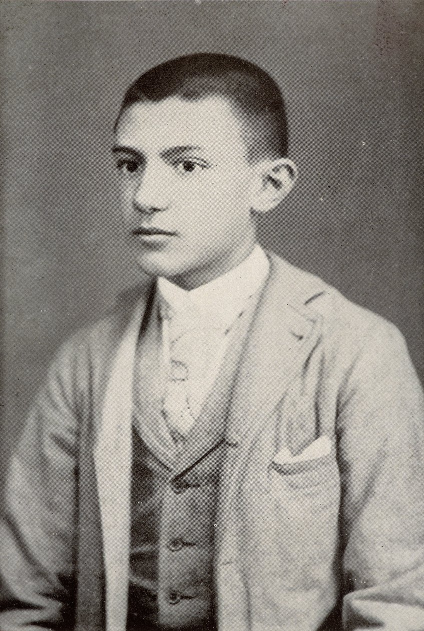 Pablo Picasso en 1896 (15 años) - en "Picasso, documentos iconográficos" por Sabartes de Unknown photographer