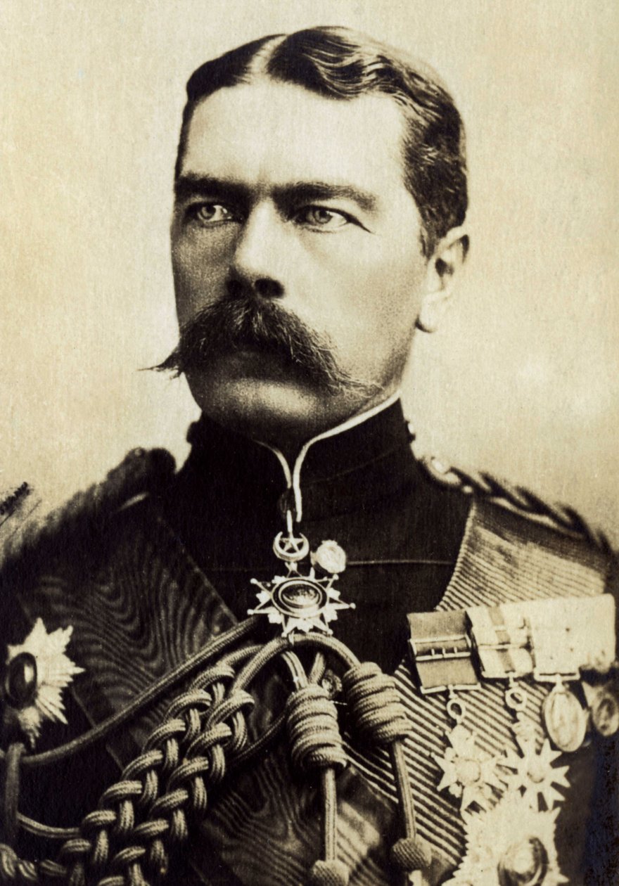 Retrato de Lord Kitchener de Karthoum (1850-1916), militar inglés. de Unknown photographer