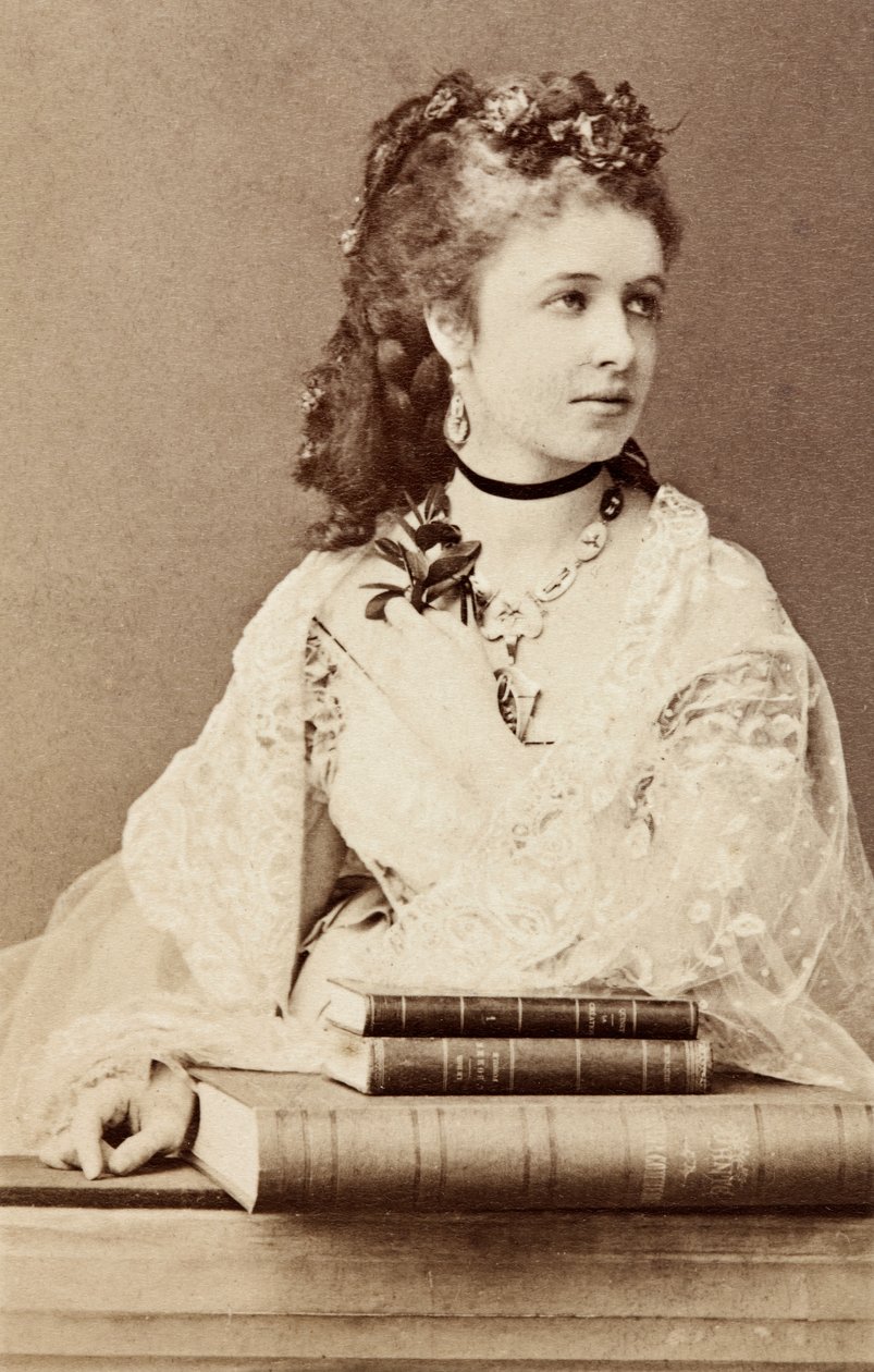 Retrato de Pauline Lucca, hacia 1860 (fotografía en blanco y negro) de Unknown photographer