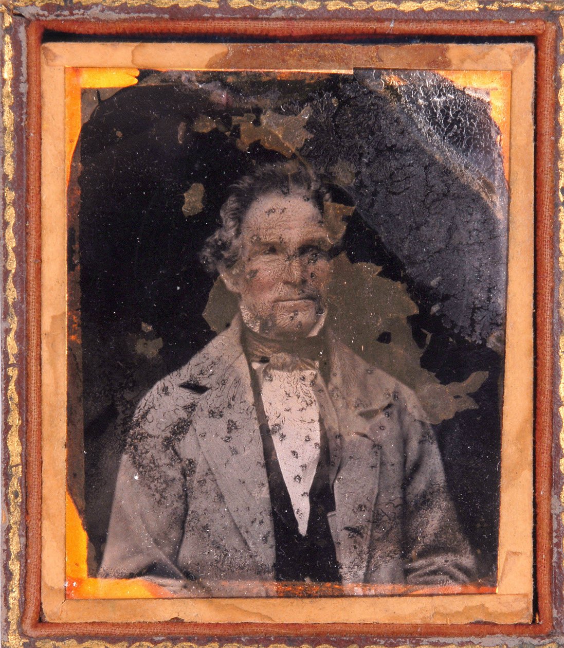 Retrato de un hombre. Daguerrotipo enmarcado circa 1850. de Unknown photographer