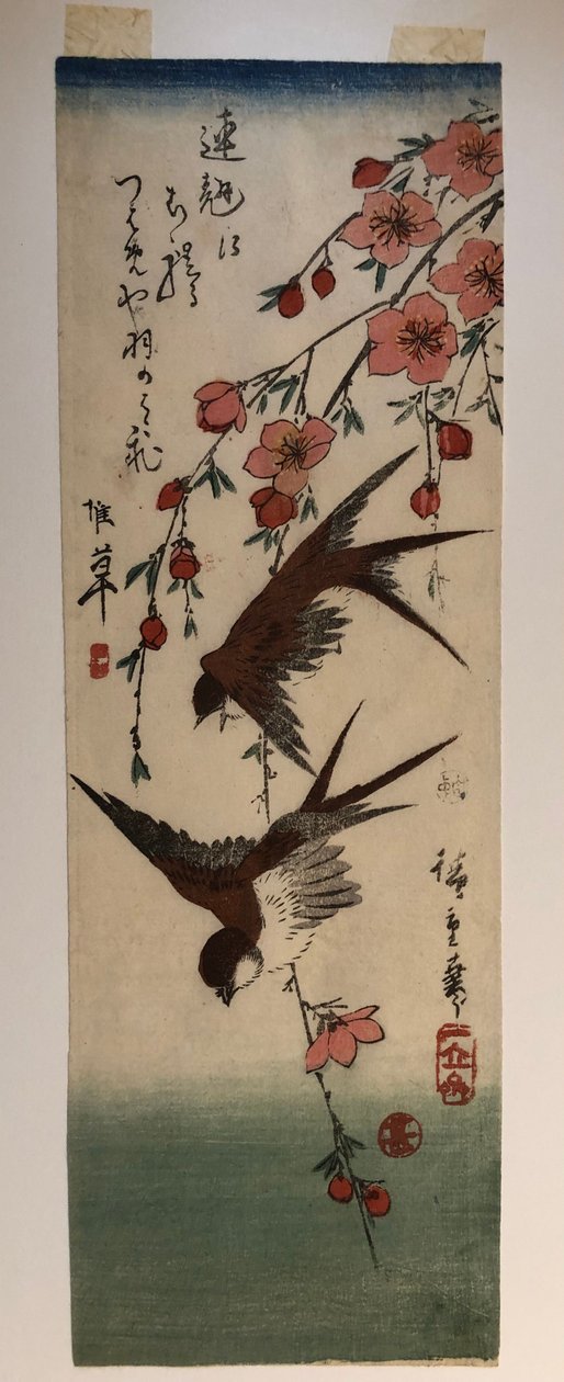 Dos golondrinas y unas ramas de manzano en flor de Utagawa Hiroshige