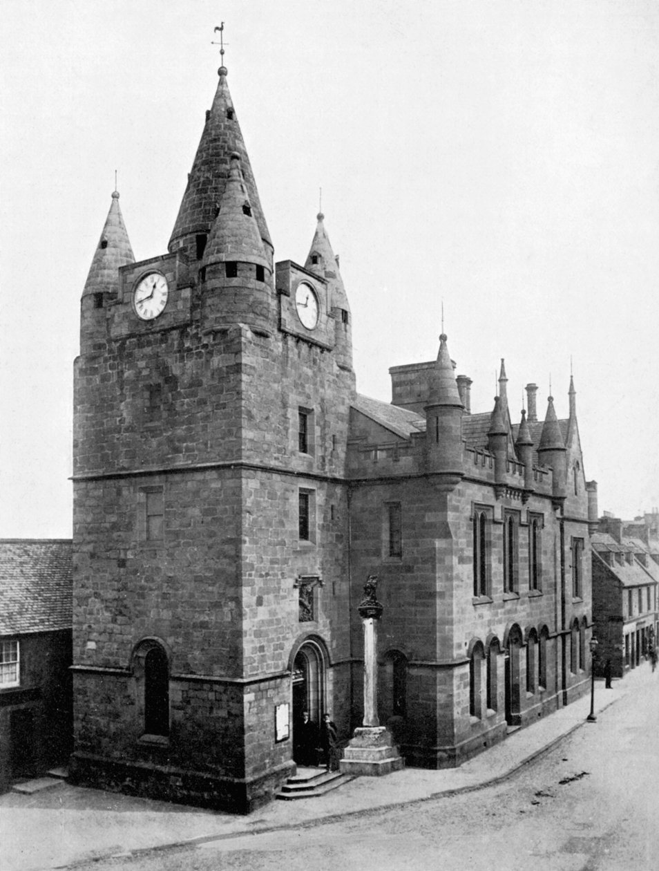 Torre vieja, Tain, Ross y Cromarty, Escocia, 1924-1926 de Valentine and Sons Ltd