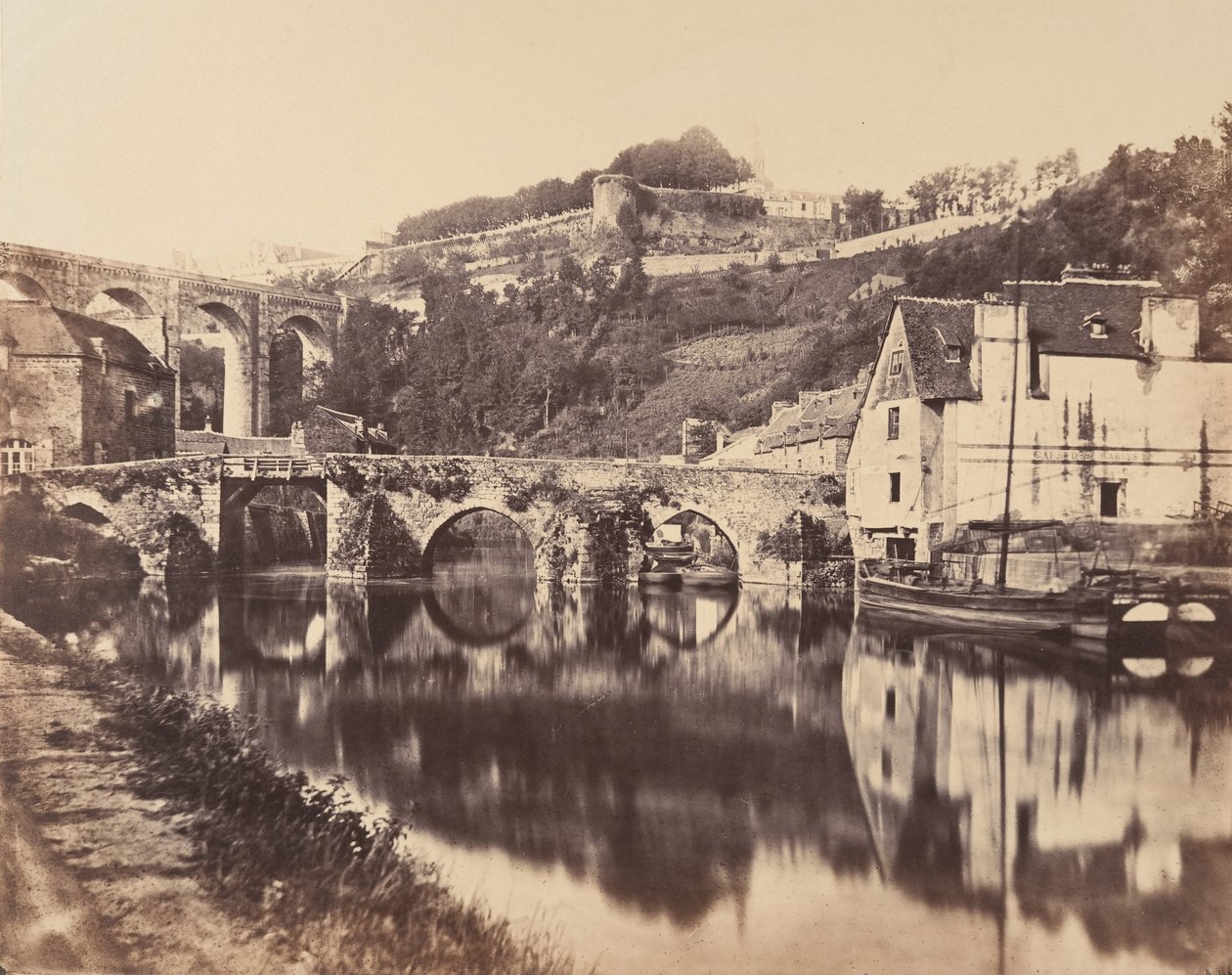 Puerto de Dinan, Bretaña de WA Mansell