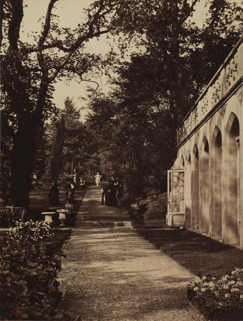 Orangery and Flower Garden at Singleton, Glamorganshire de W. Graham Vivian