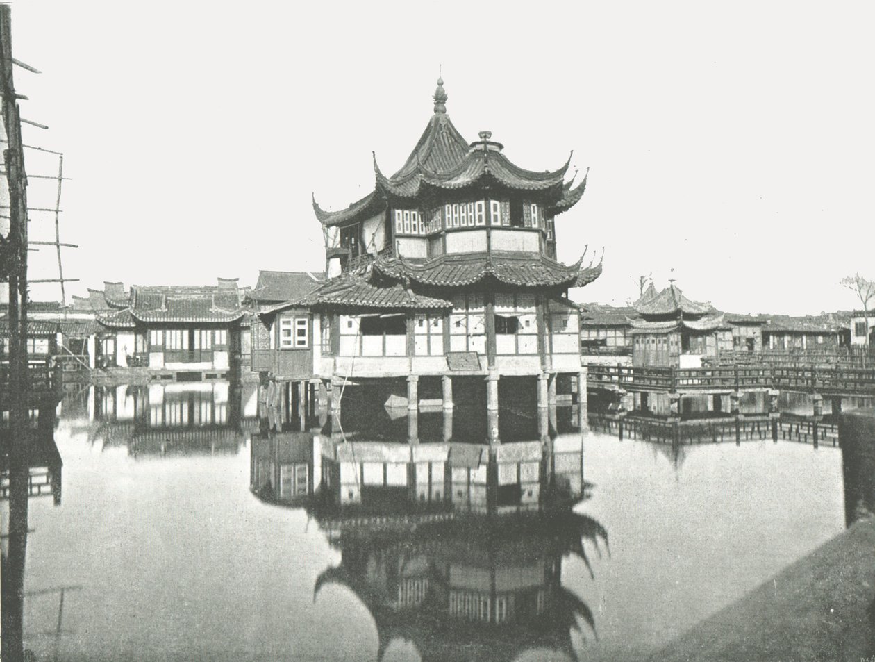 Uno de los jardines de té públicos, Shanghái, China, 1895 de W and S Ltd