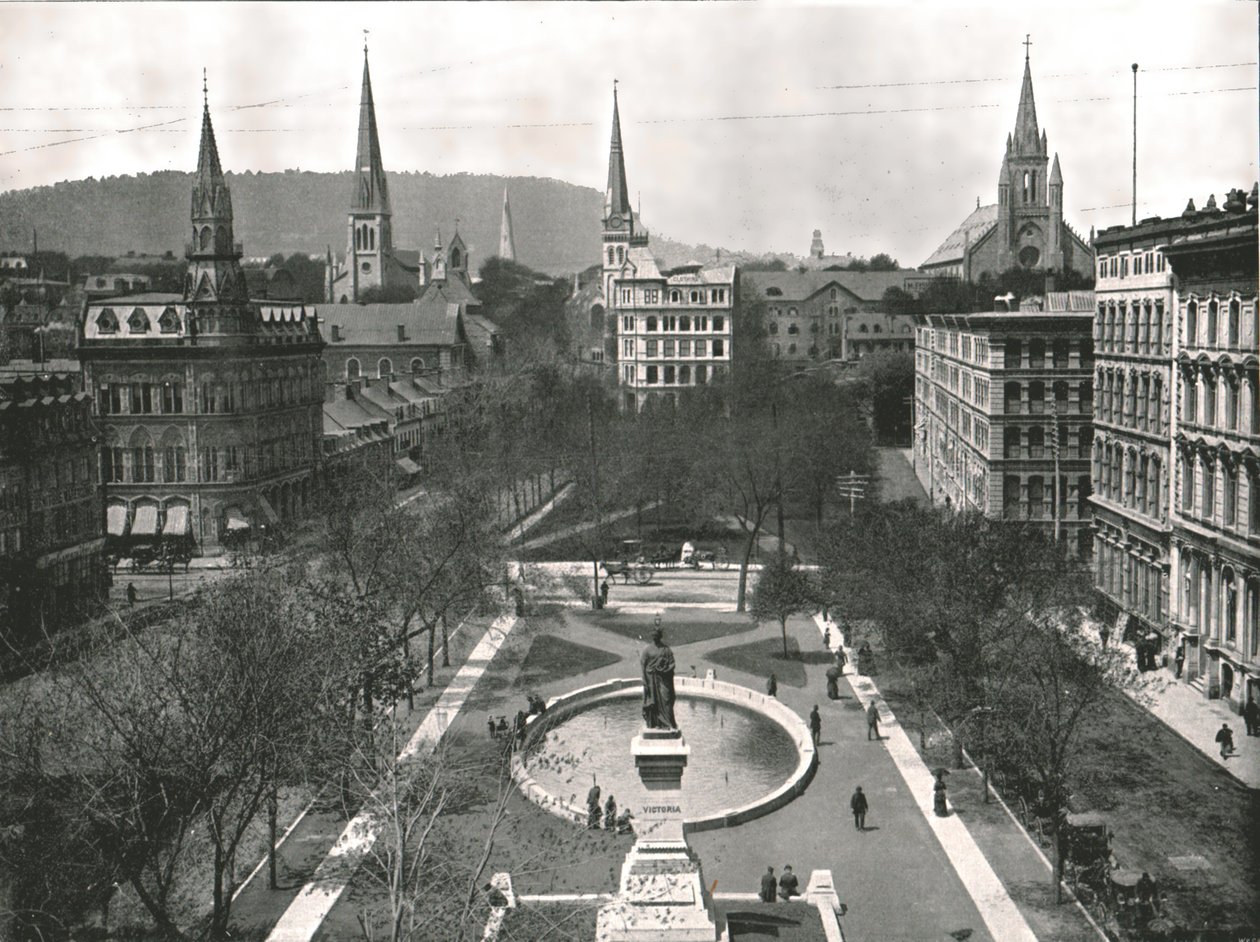 Plaza Victoria, Montreal, Canadá, 1895 de W and S Ltd