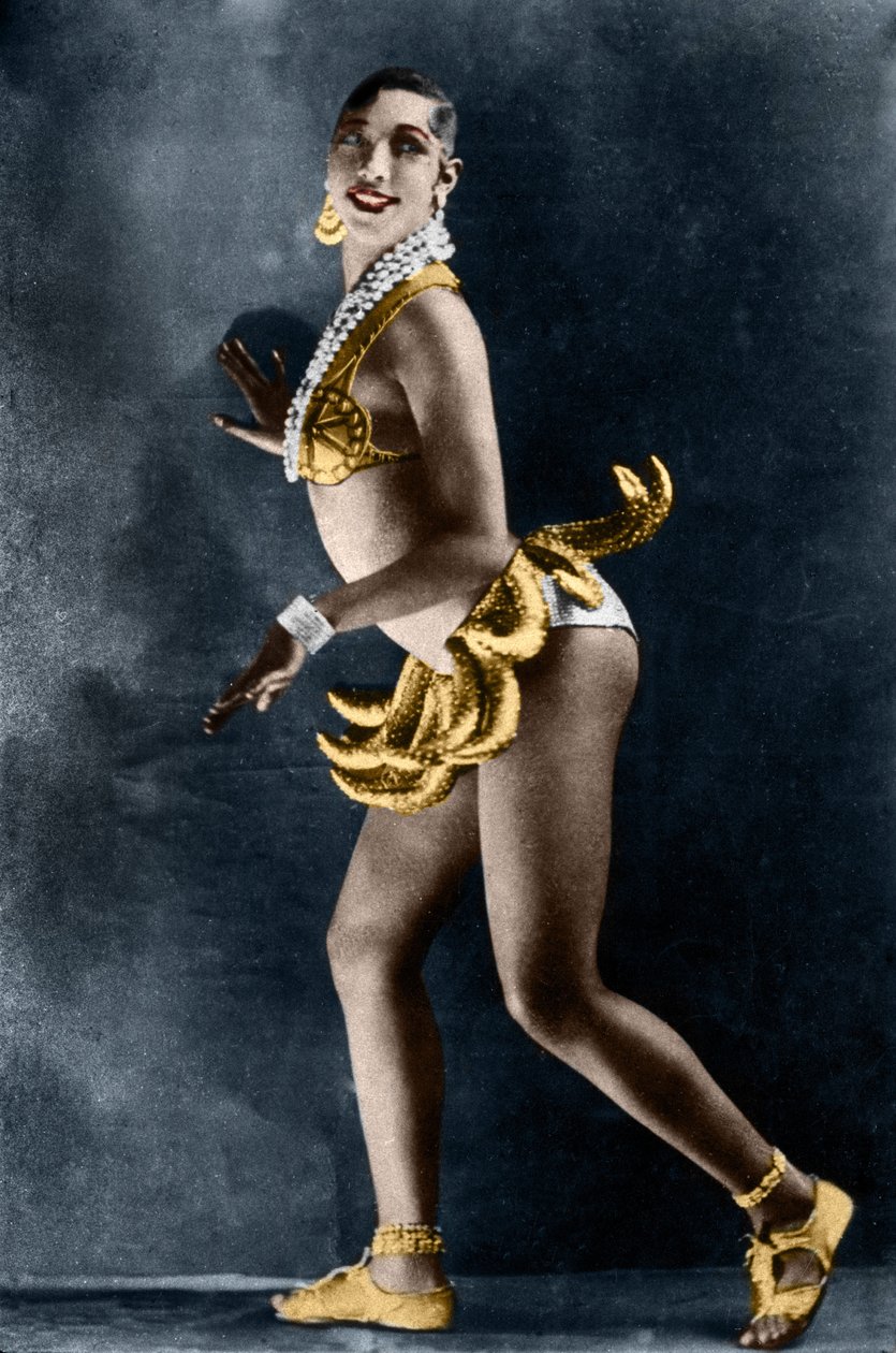 Josephine Baker (1906-1975) en 1925 en la Revue Negre en el Theatre des Champs-Elysees (Campos Elíseos), con su cinturón de plátanos. Fotografía de Lucien Walery (1863-1935). de Walery