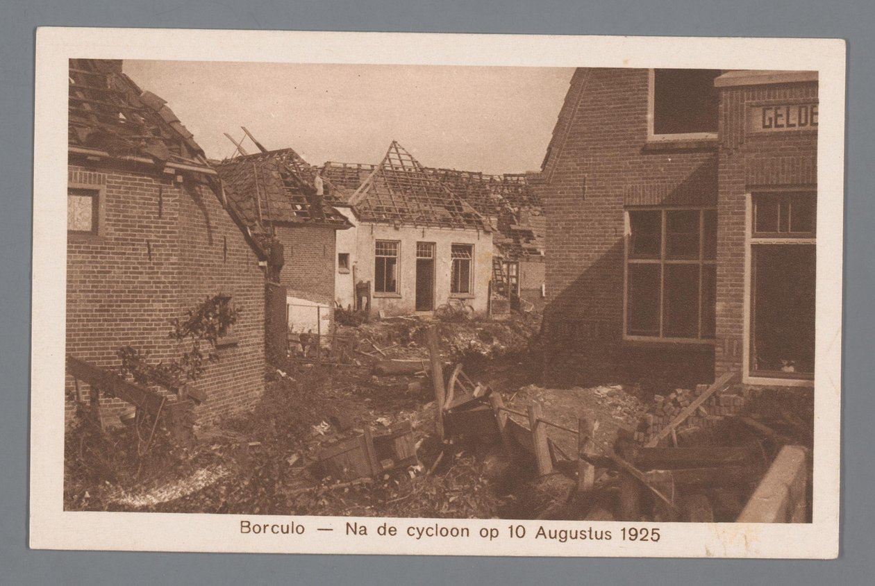Borculo -- Después del ciclón del 10 de agosto de 1925 de Weenenk and Snel