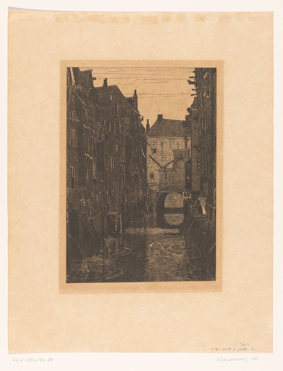 Casas en el Voorstraatshaven en Dordrecht
Canal en Dordrecht (título original)
Dordrecht, seis grabados de W.O.J. Nieuwenkamp y J.M. Graadt van Roggen (título original de la serie) de Wijnand Otto Jan Nieuwenkamp