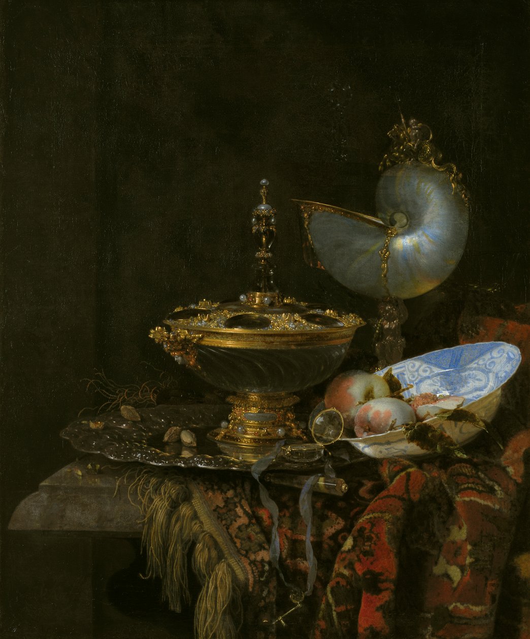 Danés: Bodegón Pronk con cuenco Holbein, copa Nautilus, copa de cristal y frutero de Willem Kalf