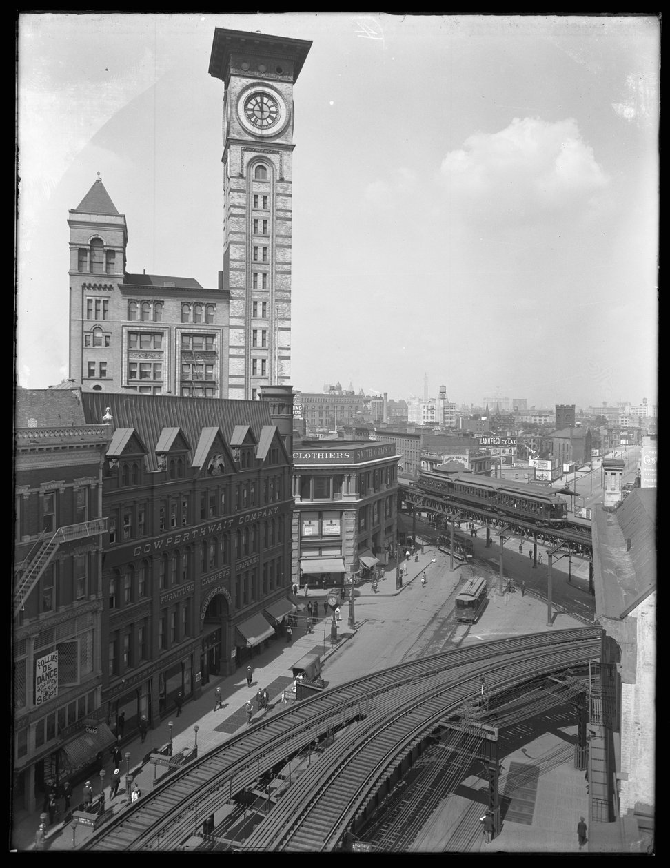 Vista aérea de la intersección de Flatbush Avenue y Fulton Street, Brooklyn, Nueva York de William Davis Hassler