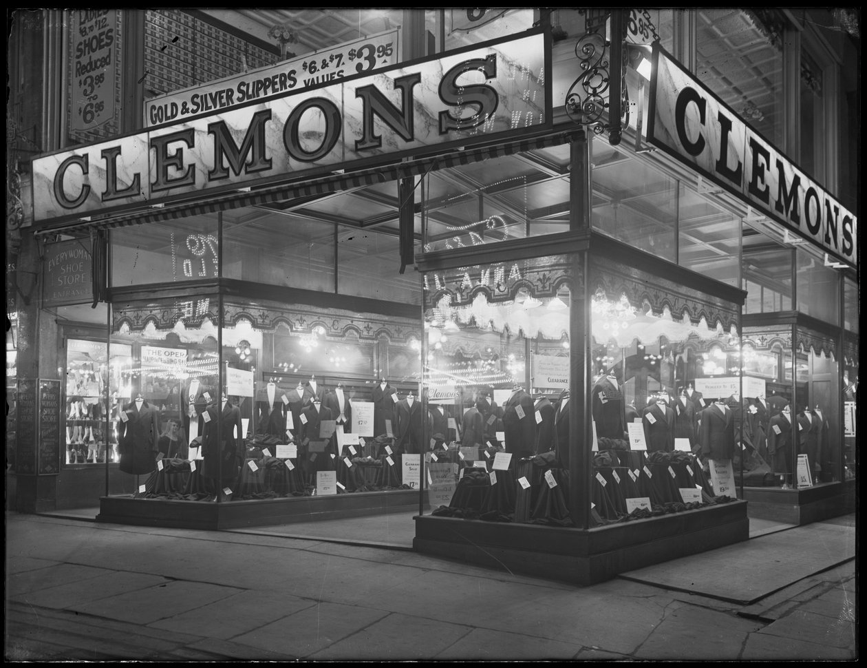 Letrero y escaparate de Clemons el sastre, Ciudad de Nueva York, 6 de enero de 1917 de William Davis Hassler