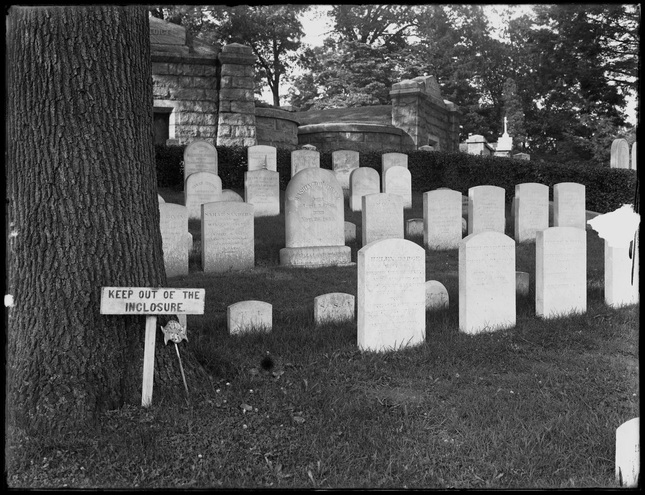 La tumba de Washington Irving, Cementerio de Sleepy Hollow, Tarrytown, N.Y., 8 de julio de 1914 de William Davis Hassler