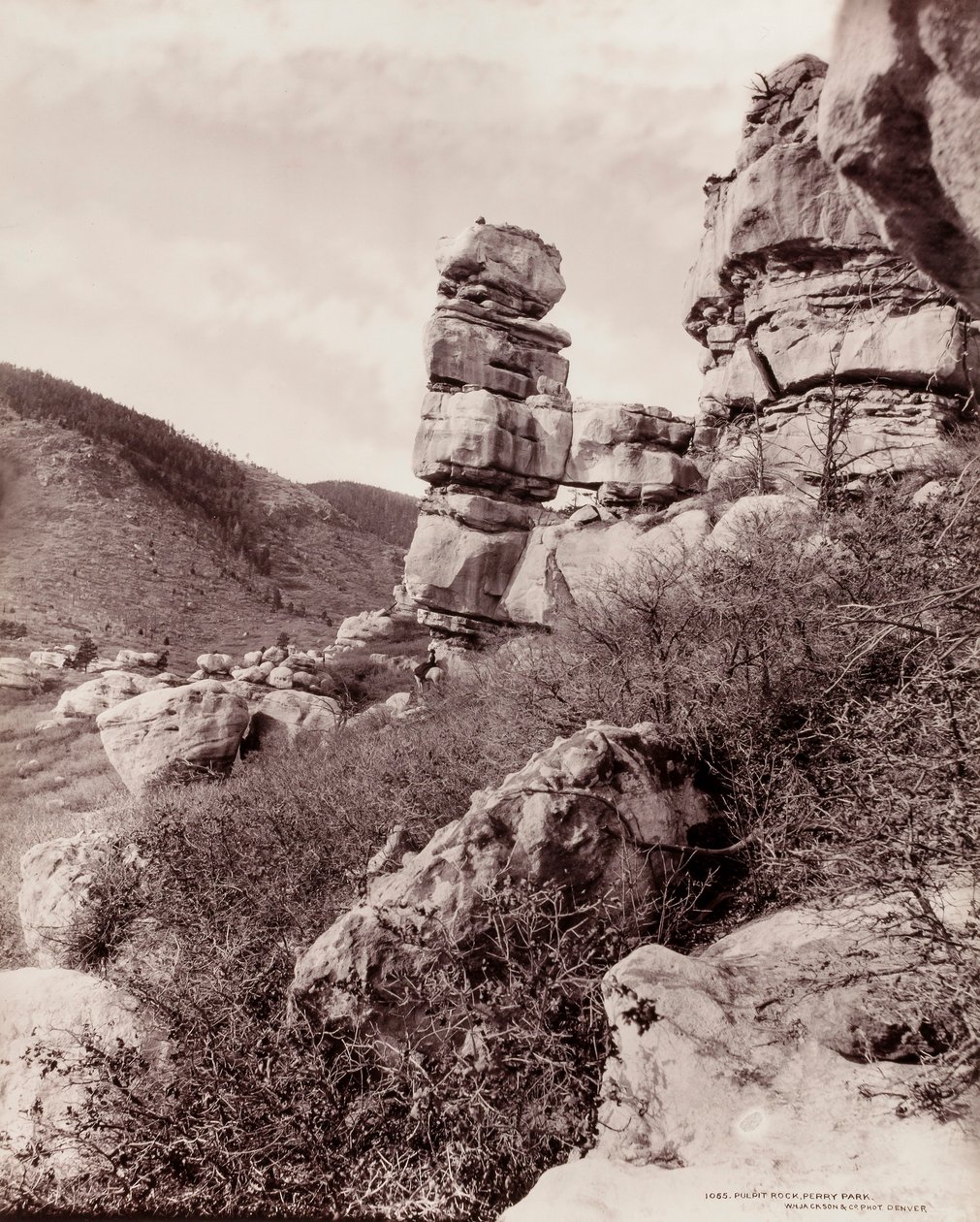 Roca del Púlpito, Perry Park (1055) de William H. Jackson