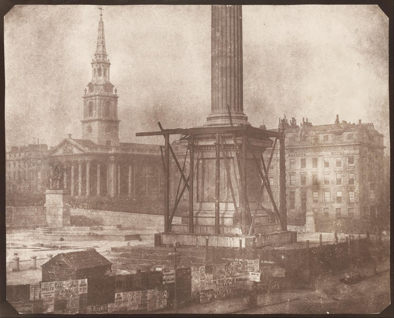 La columna de Nelson en Trafalgar Square en construcción de William Henry Fox Talbot