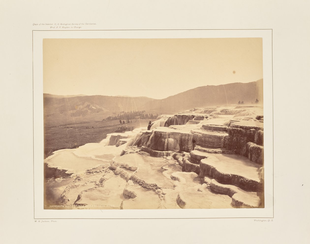 Mammoth Hot Springs en el río Gardiner de William Henry Jackson