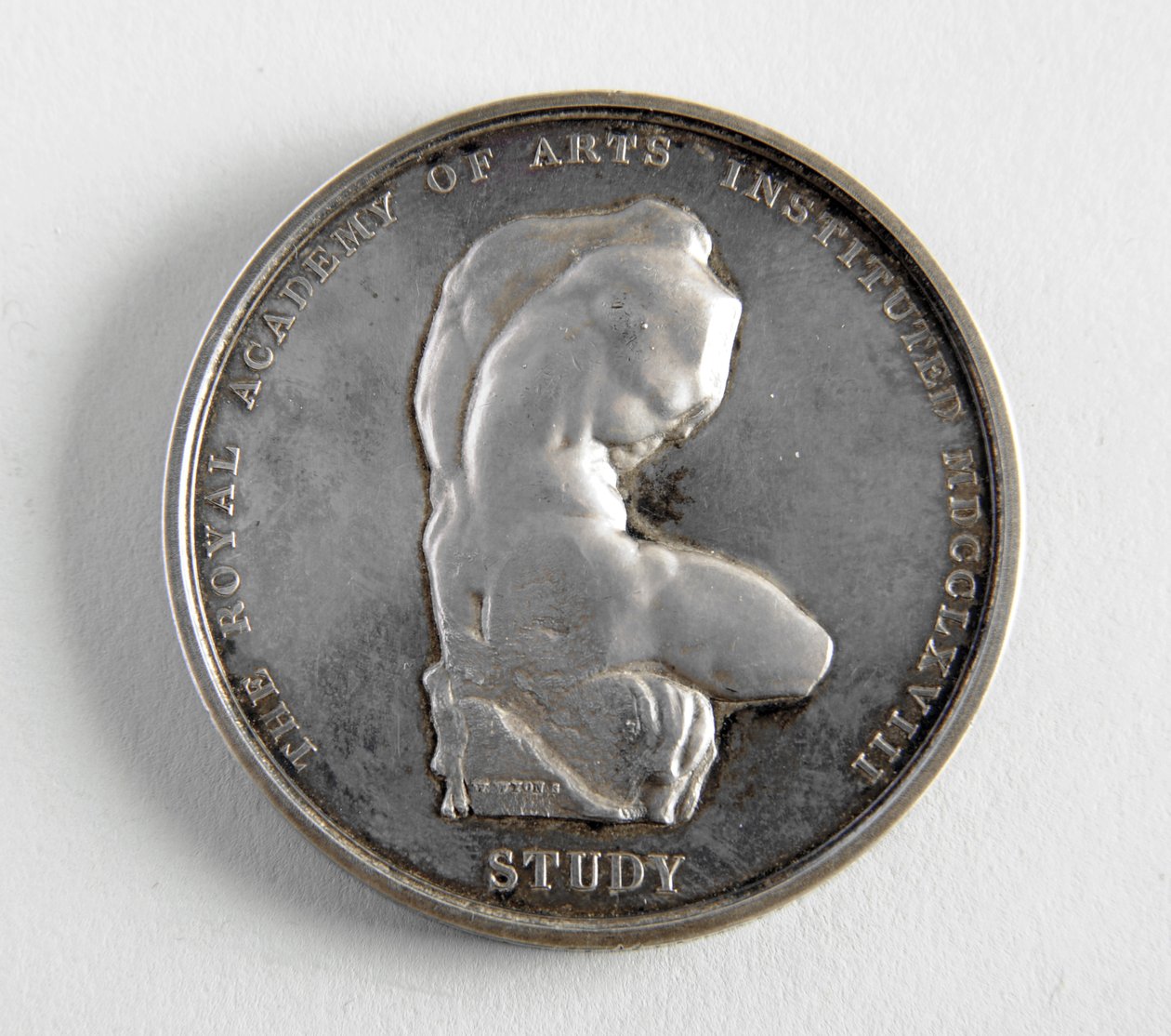 Medalla R.A. otorgada a George Frampton 10.12.1884 por el mejor modelo de una figura de William Wyon