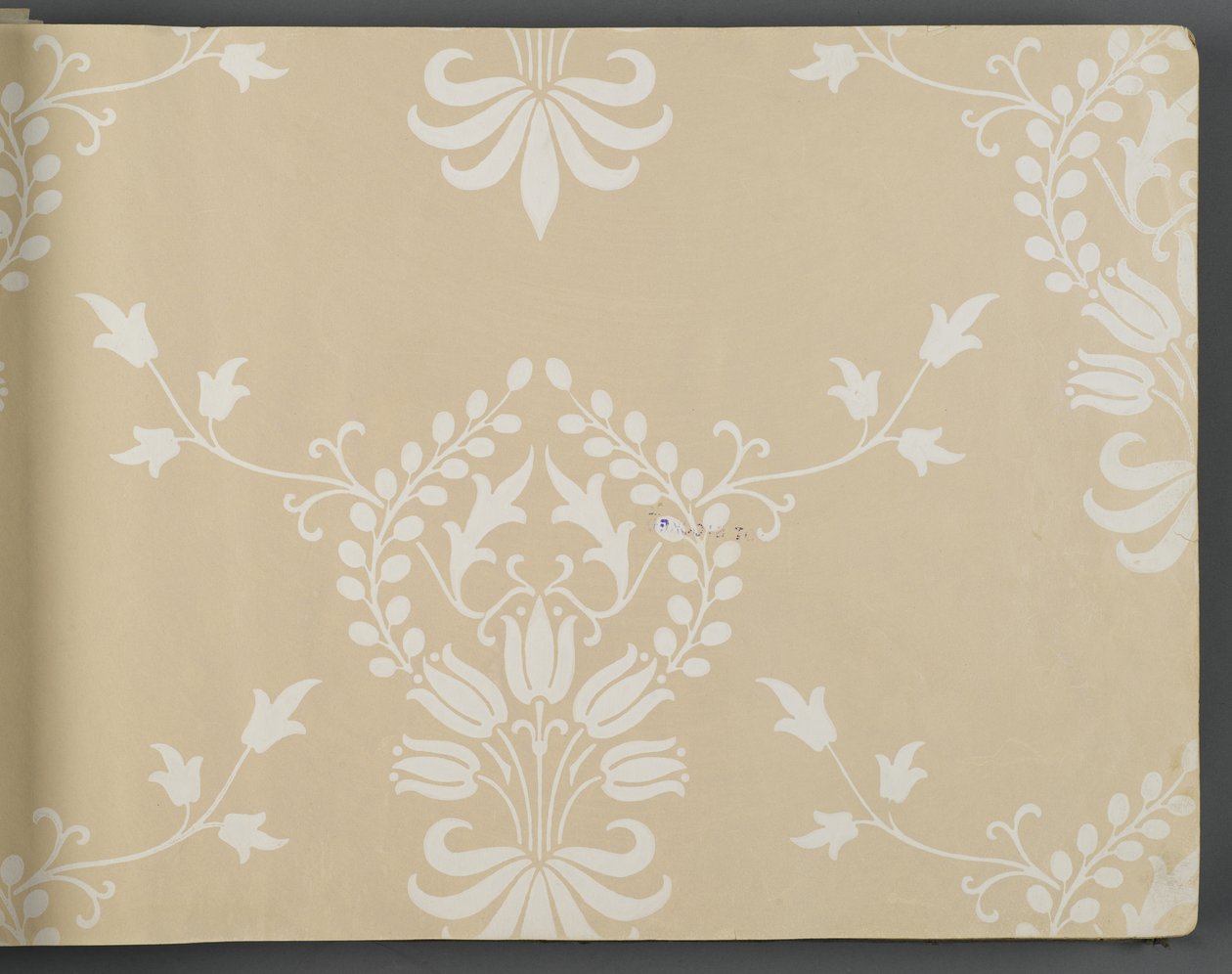 Libro de muestras de papel tapiz, antes de 1917 de William and Company Morris