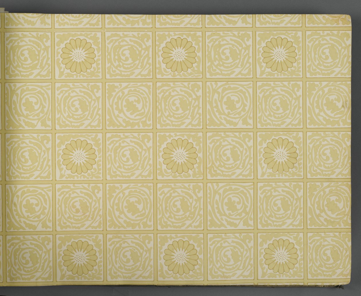 Libro de muestras de papel tapiz, antes de 1917 de William and Company Morris