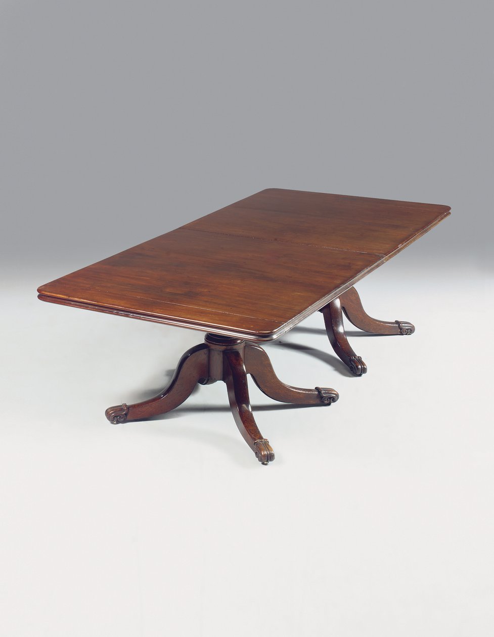 Mesa de comedor de dos pedestales gemelos Regency irlandesa de Williams and Gibton (attr. to) Mack
