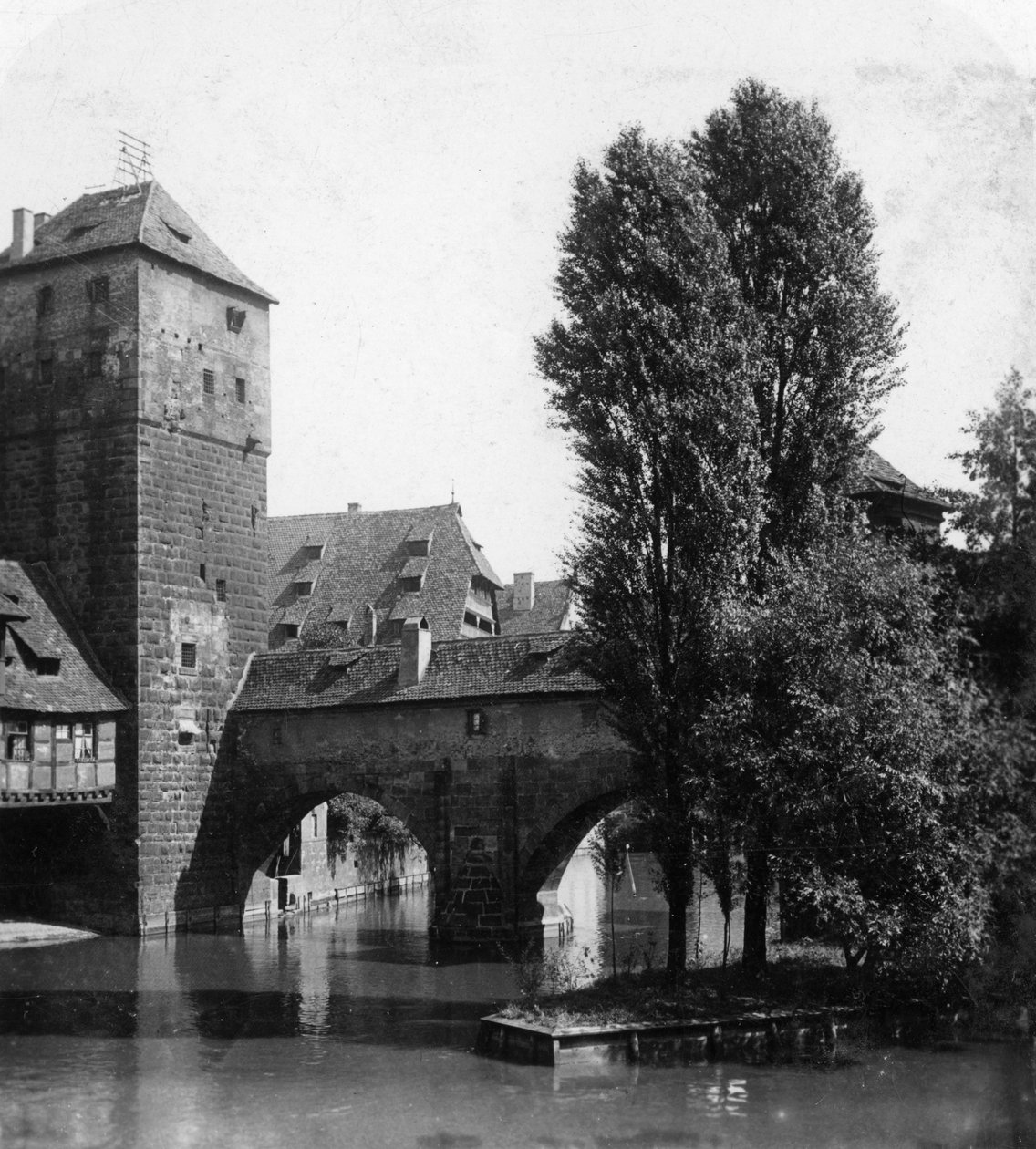 Henkersteg El Puente del Verdugo, Núremberg, Baviera, Alemania, c1900s de Wurthle and Sons