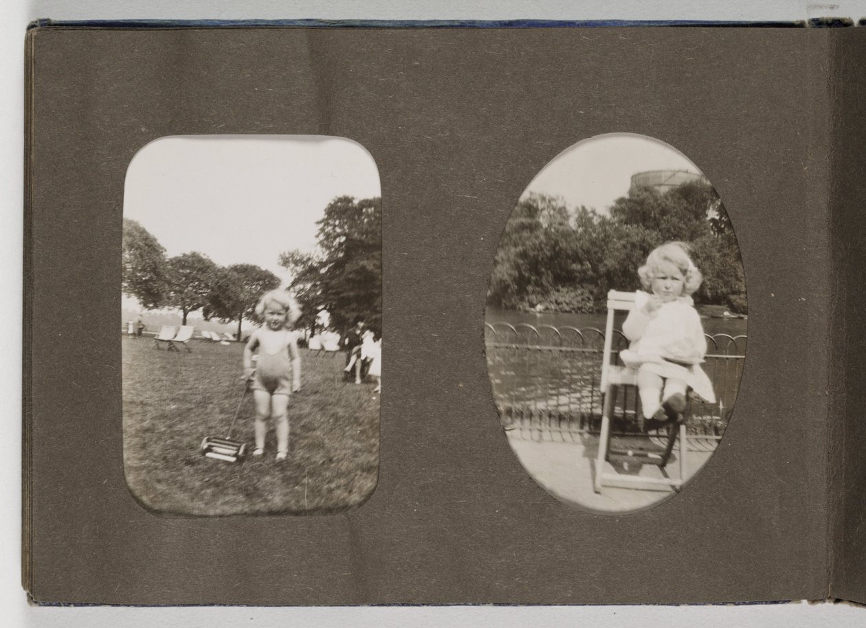 Álbum de fotos familiares del siglo XX, c. de Frederick (attr. to) Barnard