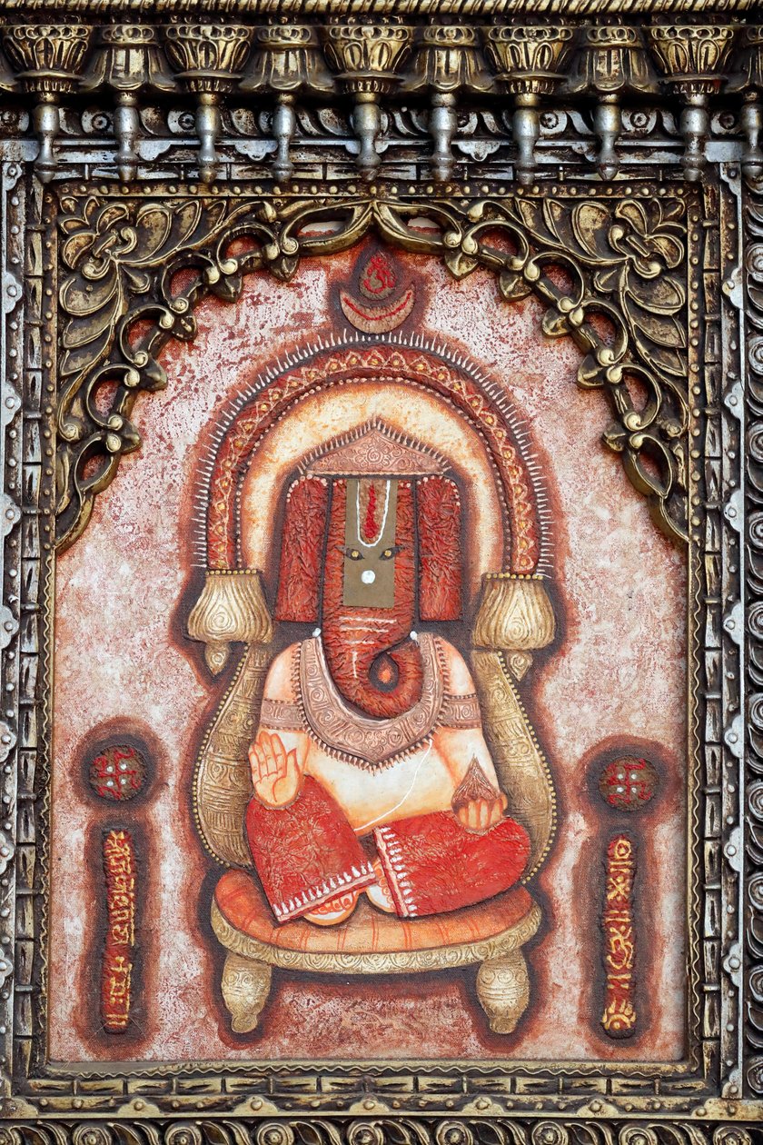 Ganesha o Ganapati: el dios hindú con cabeza de elefante. Dubái. Emiratos Árabes Unidos. de . .