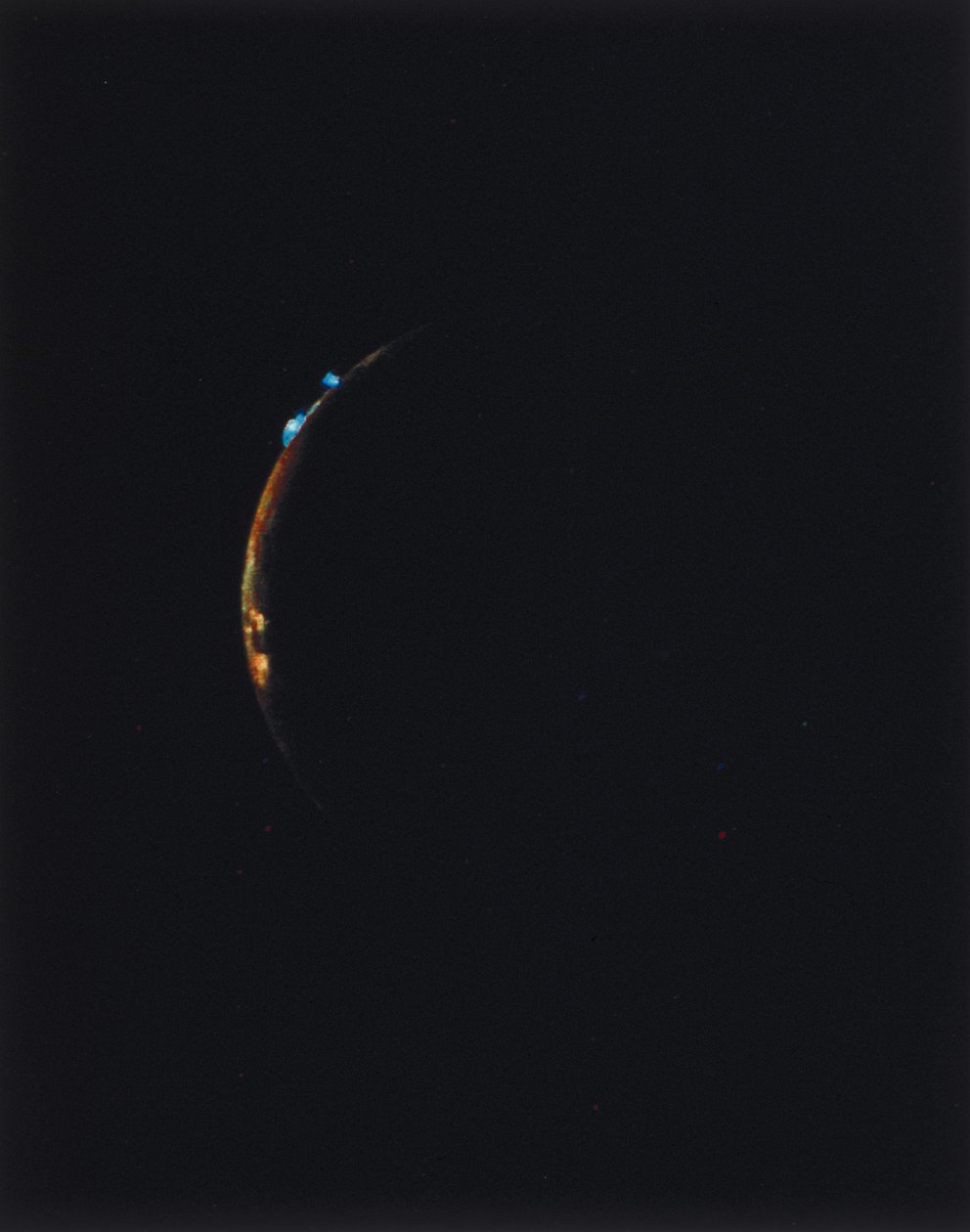 Volcanes en el borde de Io, una de las lunas de Júpiter de Ferdinand Georg Waldmuller