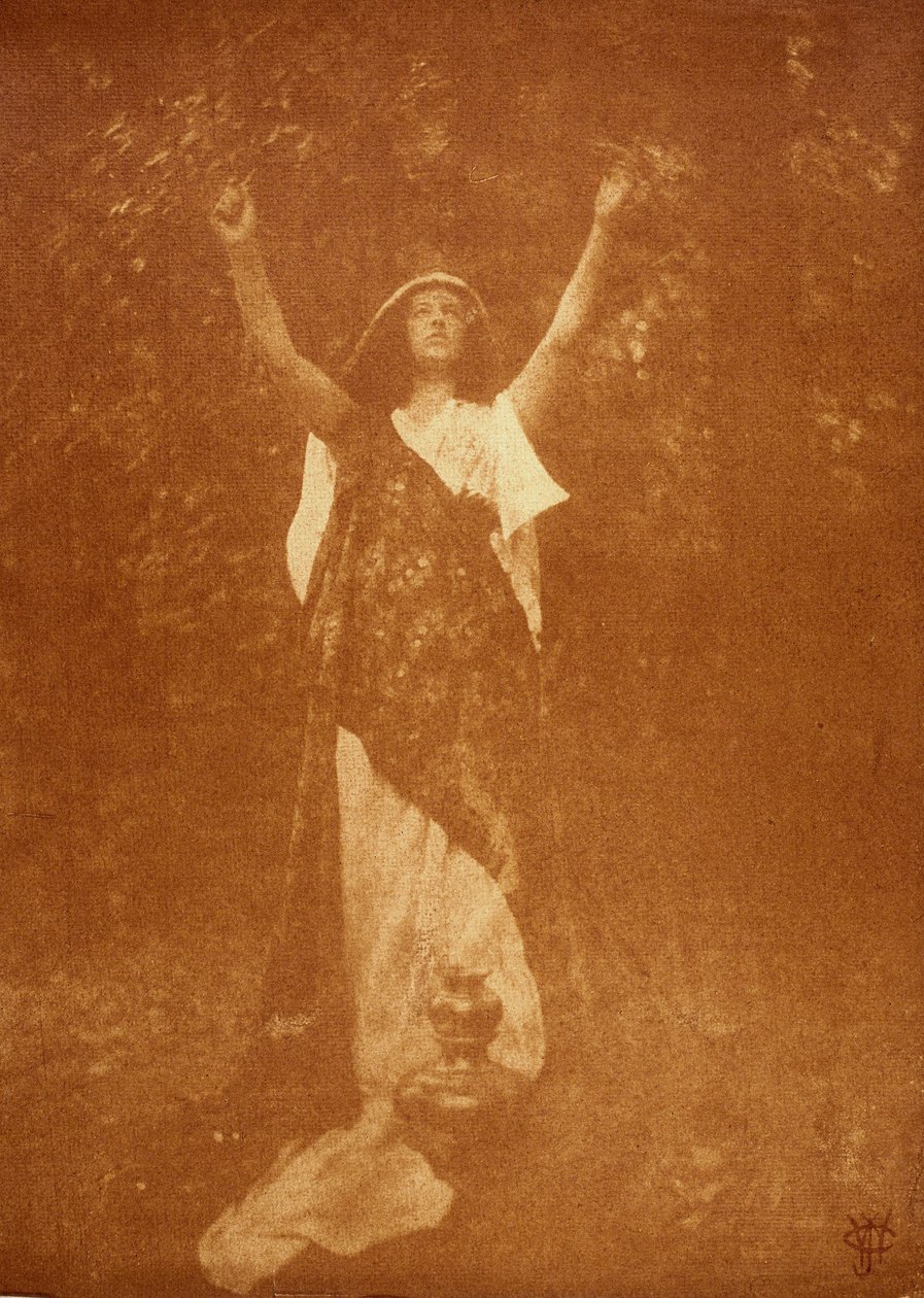 Mujer con un jarrón, c. 1906 de John Pardon