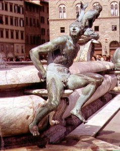 La fuente de Neptuno, detalle de una figura sentada