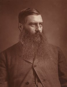 Retrato de G A Henty (foto en blanco y negro)