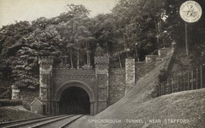 Túnel de Shugborough, cerca de Stafford (foto b/n)