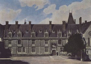 Castillo de Blois, Fachada hacia el patio de (after) French Photographer