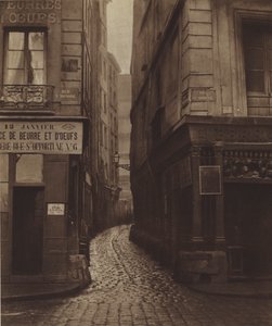 La calle Tirechape, tomada desde la calle Saint-Honoré, demolida para la calle del Pont-Neuf de (after) French Photographer
