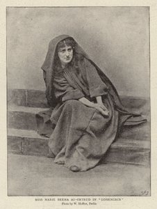 La Srta. Marie Brema como Ortrud en "Lohengrin" (foto b/n) de (after) German photographer