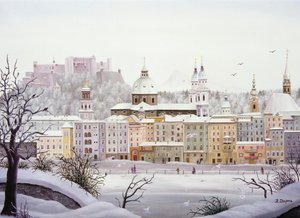 Casco antiguo de Salzburgo con fortaleza en invierno
