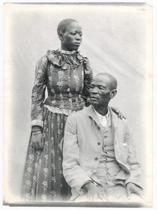 Khama y su esposa, c.1910 de A. E. Hargreave