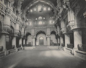 Entrada al Palacio de Torumal Paiks de A. W. A. Plâté Studio