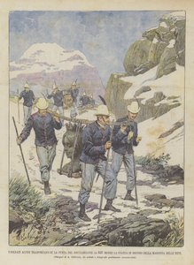 Los soldados alpinos transportan a la punta del Rocciamelone (a 3537 metros) la estatua de bronce de Achille Beltrame