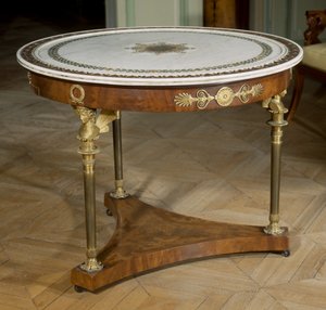 Guéridon con tapa de mármol pintado alrededor de 1800 - 1804 de Adam (attr. to) Weisweiler